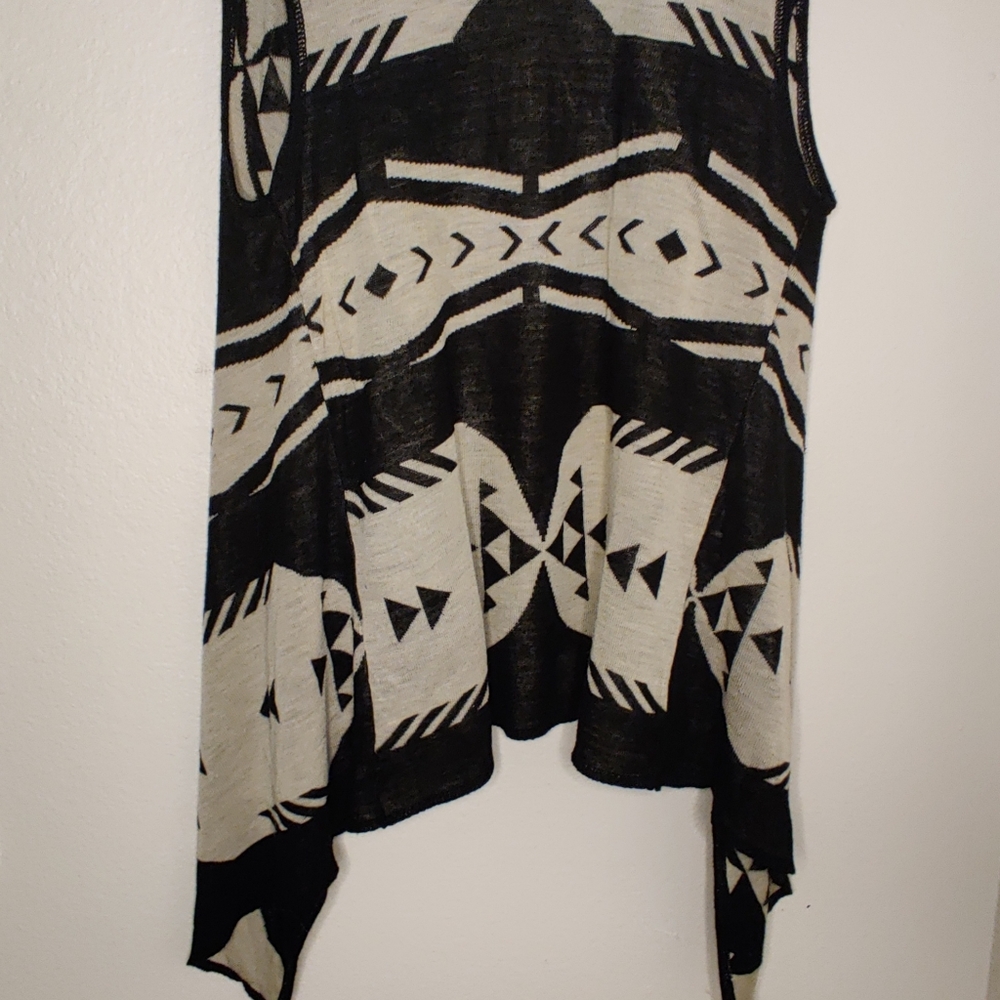 Boho sleeveless cardigan